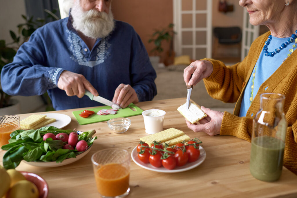 come dev'essere l'alimentazione di un anziano